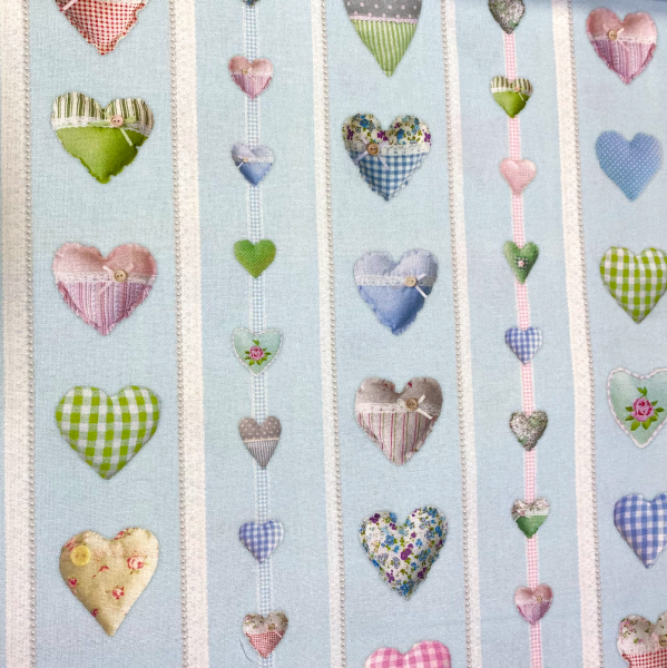 Digitaldruck Sweet Hearts und Streifen, hellblau, Canvas, *Letztes Stück ca. 100 cm*