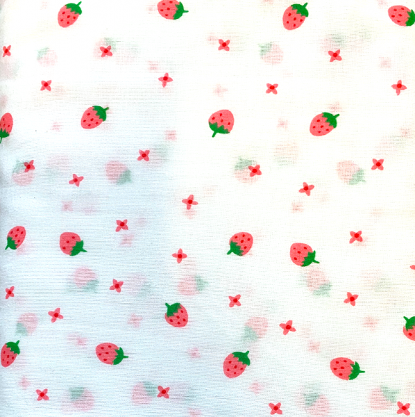 Kleine Erdbeeren rosa auf weiß, Batist