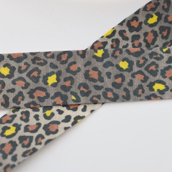 Schrägband, Animalprint Leopard mit gelb